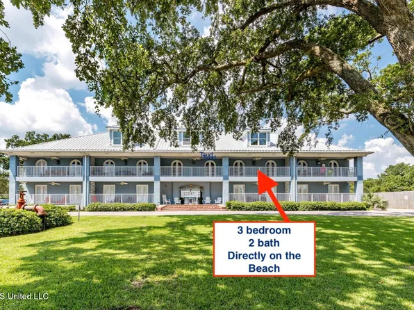 1282 Beach Blvd APT 201, Biloxi, MS 39530