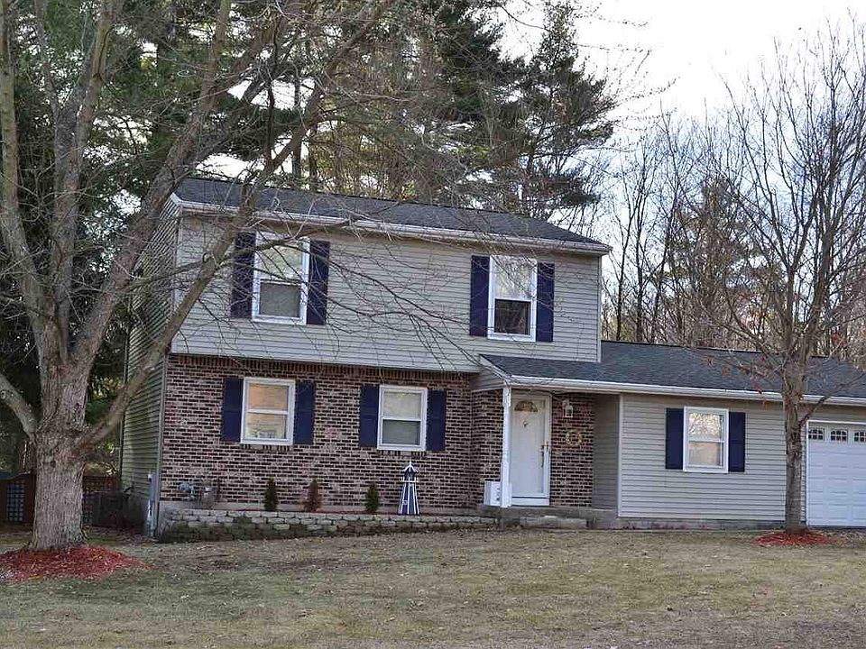 1st image of 64 Baker Dr