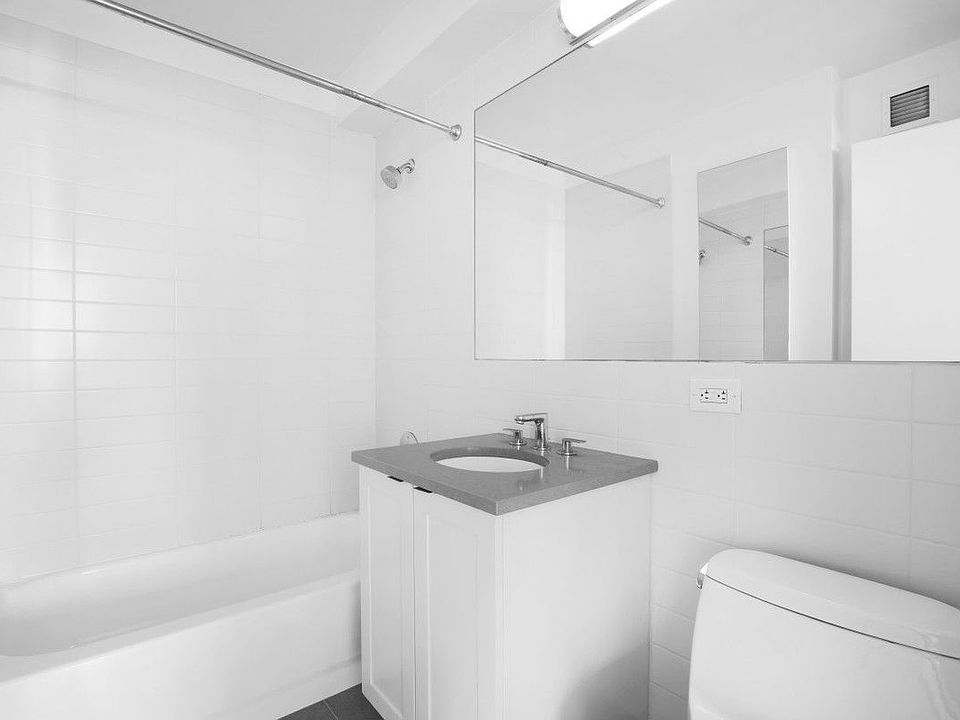 1st image of 420 W 42nd St APT 38C