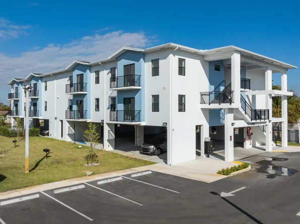 Brand-New Apartments at SORA starting at $2,430, move in by June 15 and receive December FREE