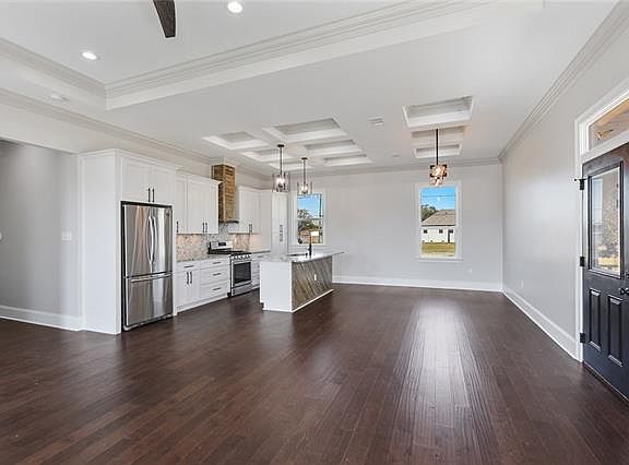 5th image of 3300 Gallo Dr