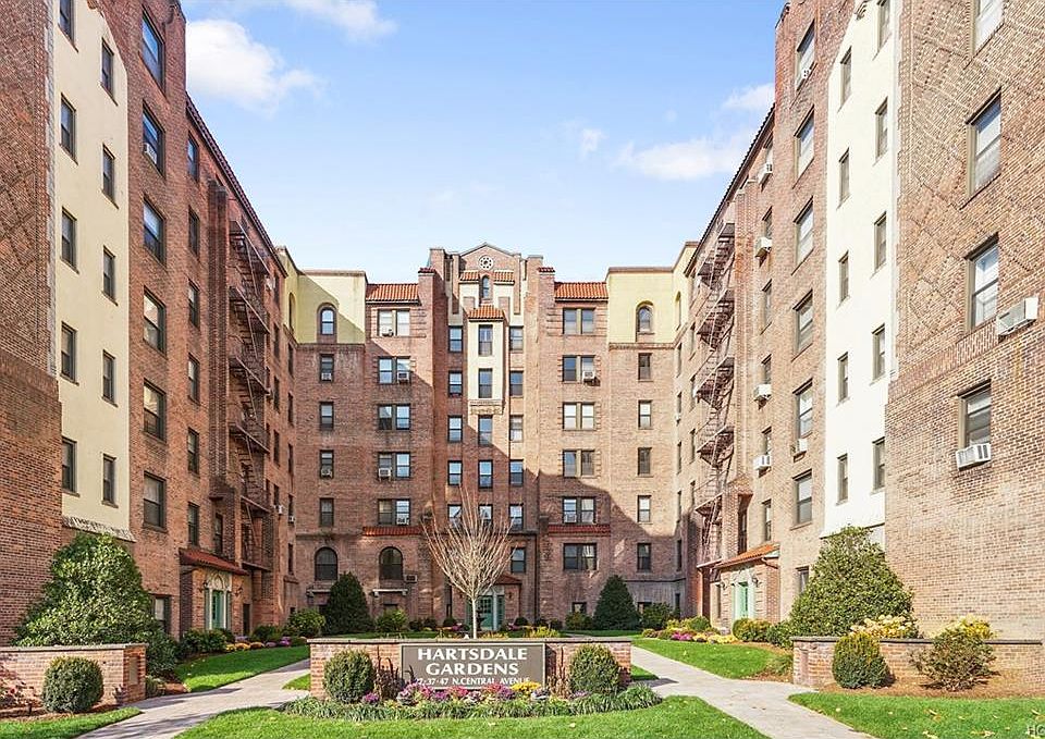 1st image of 37 N Central Ave APT 2E