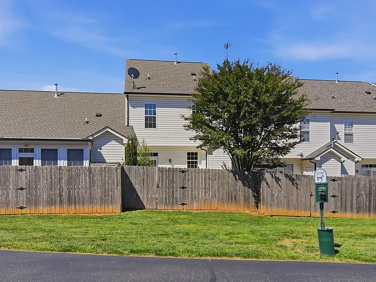 17 Abelia Ct — Photo 28