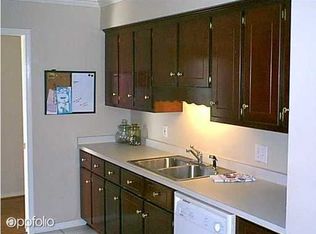 1295 Colonial Hills Dr, Mobile, AL 36695
