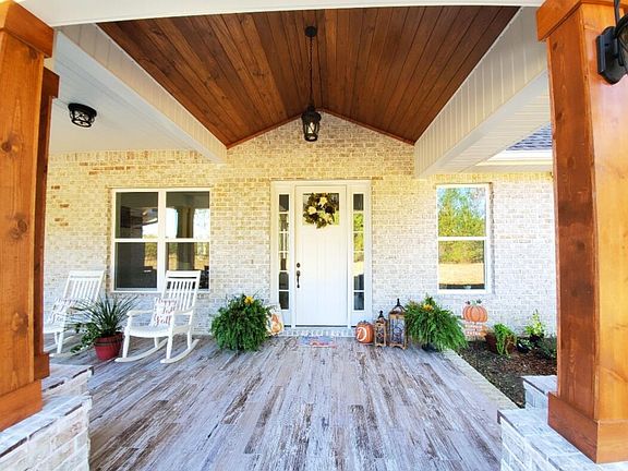 4th image of 7220 Hart Rd