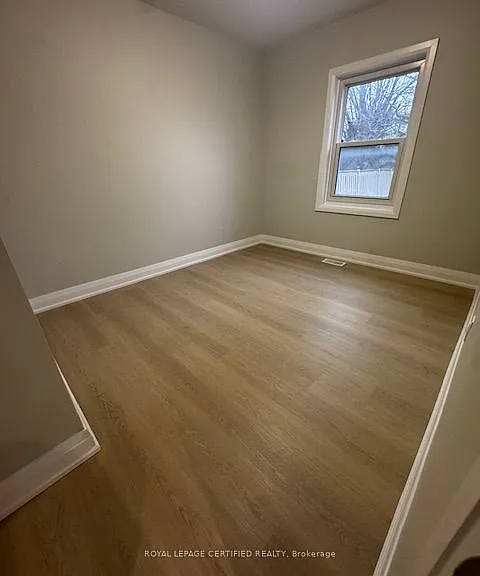 16 Almond Ave — Photo 15