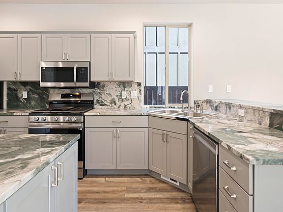 4th image of 21189 Ritz Pl