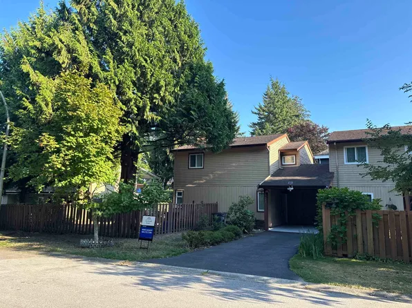 15402 96a Ave, Surrey, BC V3R 7H2