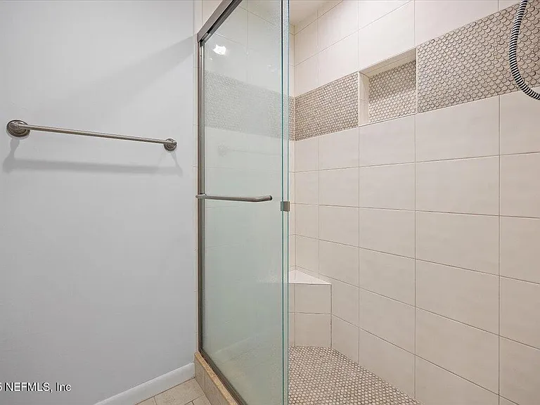 80 Fishermans Cove Rd — Photo 14