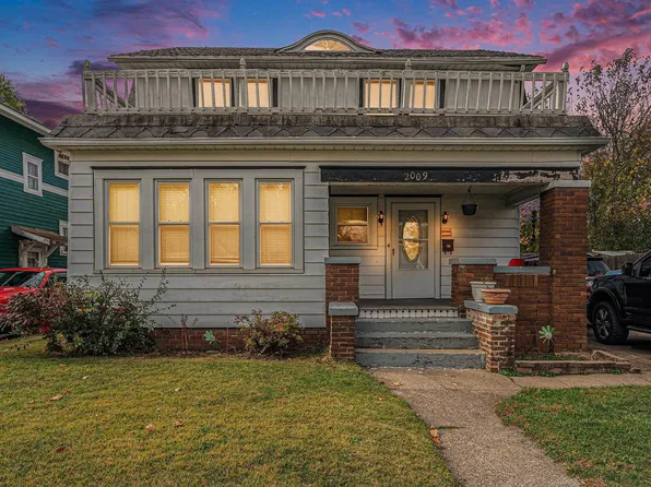 2009 Roys Ave, Elkhart, IN 46516