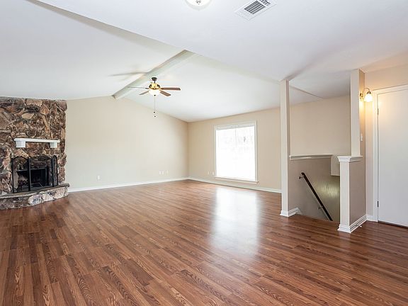 3rd image of 21118 Southern Colony Ct