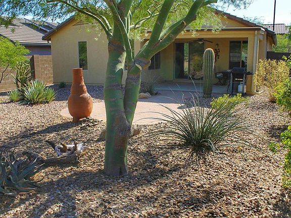 2nd image of 7956 W Desert Blossom Way