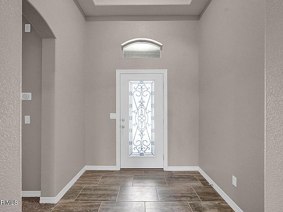 2nd image of 13692 Flora Vista Ave