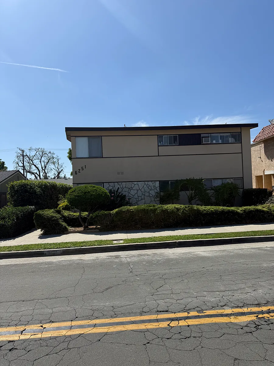 Building Photo - 6251 Milton Ave #C