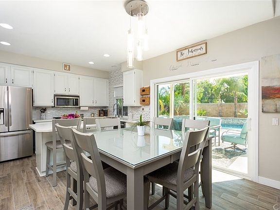 5th image of 3271 Willow Park Dr