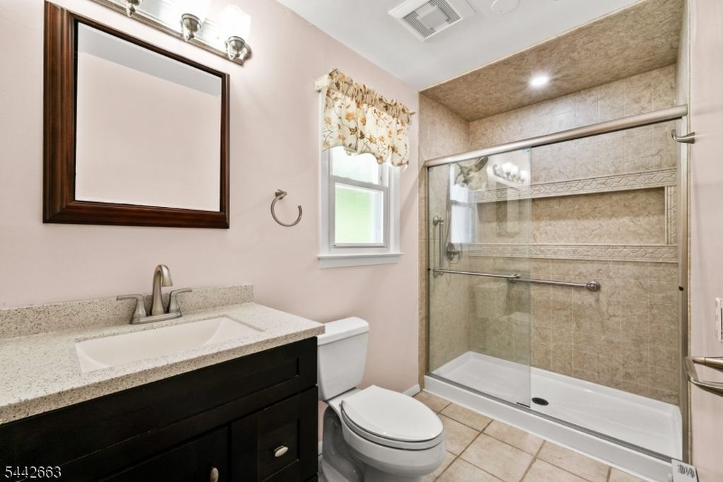 18 Carrie Ct, Nutley, NJ - View 6