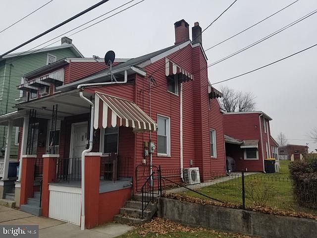 1st image of 38 S 2nd St