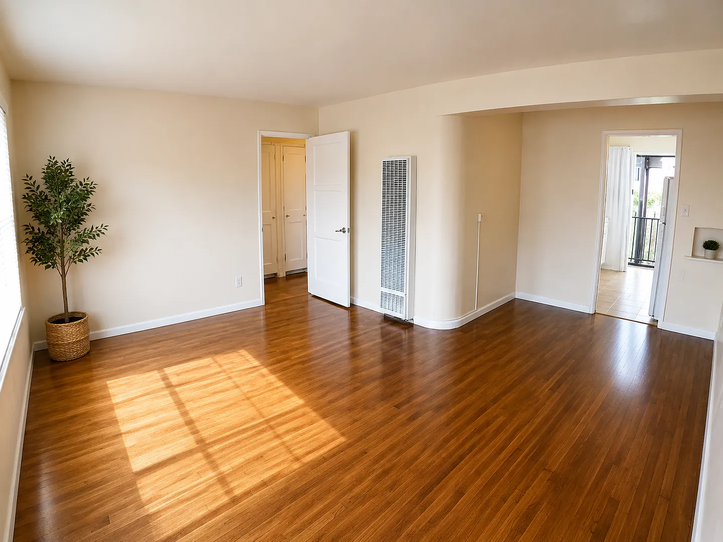 3073 Meade Ave Apartments — Photo 4