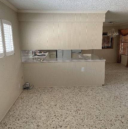 4th image of 513 Dickens Dr