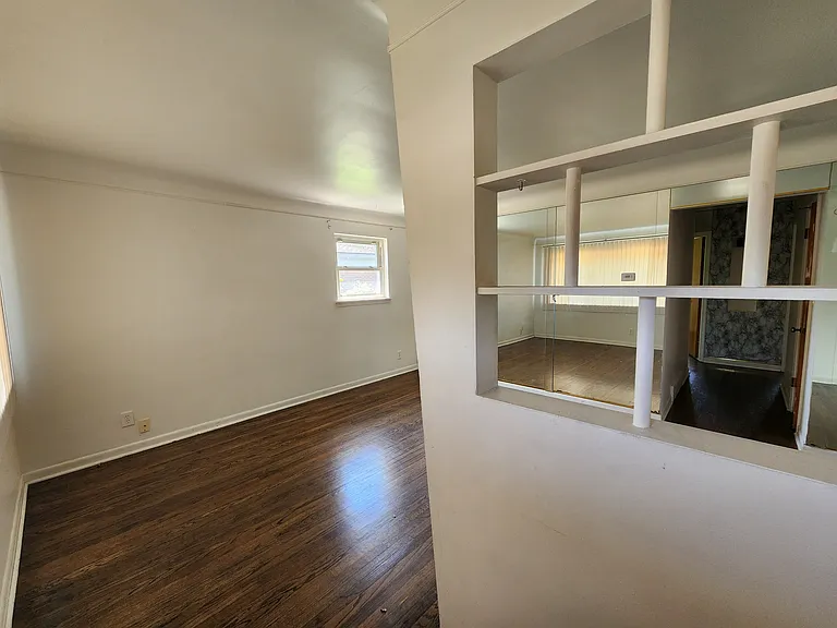 27605 Grant St — Photo 2