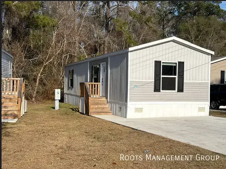 300 Brantley Dr #32 — Photo 12