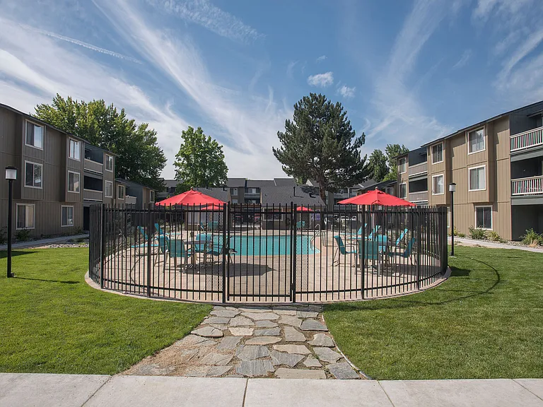 Keyway Apartments — Photo 3