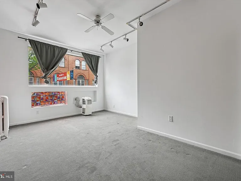4355 Main St #2 — Photo 12