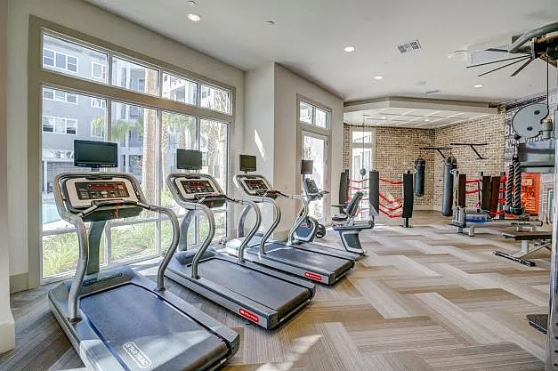 Viridian Reserve Apartments — Photo 18