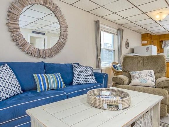 Living room 2