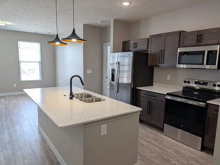 3417 Weaver St — Photo 31