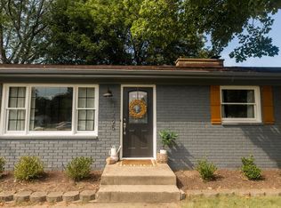 15495 Kerlin Dr, Granger, IN 46530