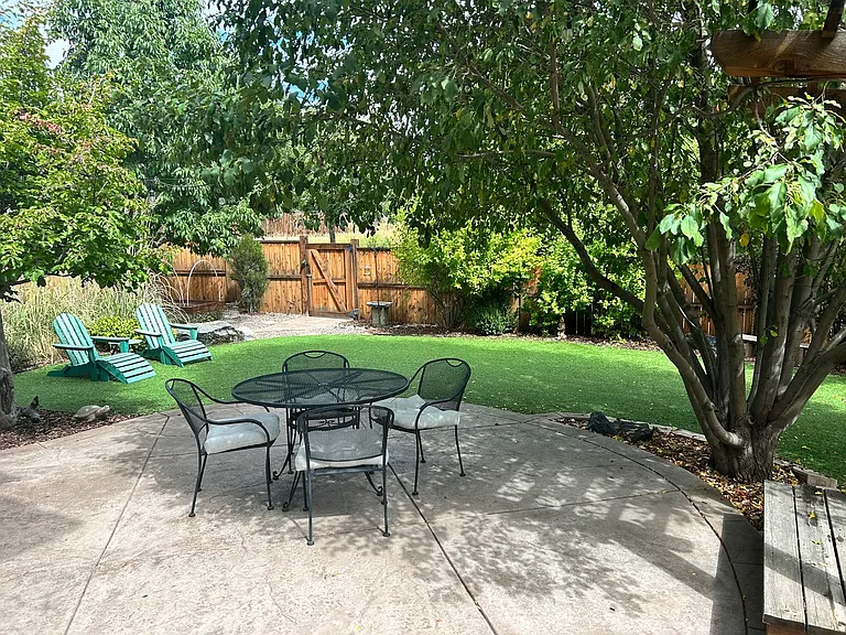 543 Cordova Ct — Photo 33