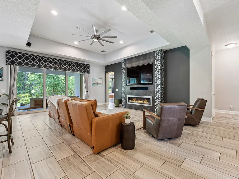 13137 Lower Harden Ave — Photo 8