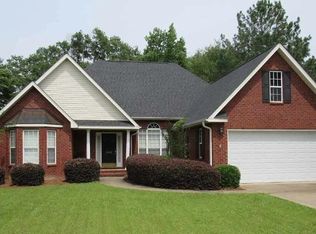 206 Quinelle Dr, Perry, GA 31069