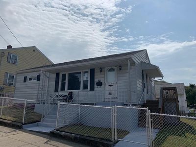 529 Woodman St, Fall River, MA, 02724