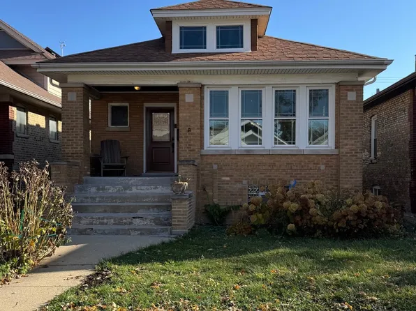 (undisclosed Address), Chicago, IL 60618