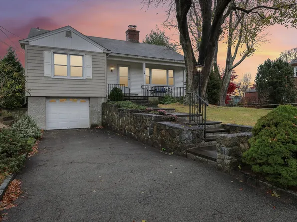 338 Kelly Street, Hawthorne, NY 10532