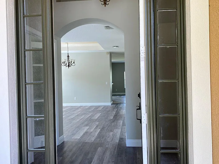 656 Fern Lake Dr — Photo 7