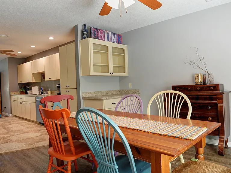 220 N Country Club Dr — Photo 23