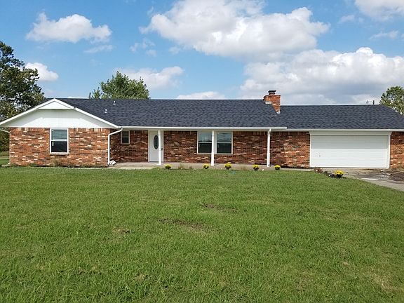 2nd image of 43028 Curtis Dr