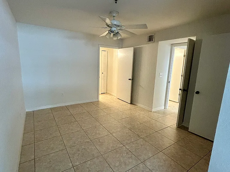 1620 Columbia Arms Cir #163 — Photo 12