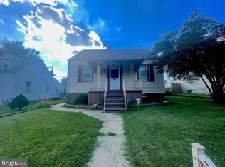 3 Fairway Rd, Baltimore, MD 21221