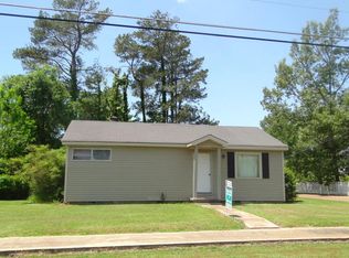 225 Walnut St, Sumner, MS 38957