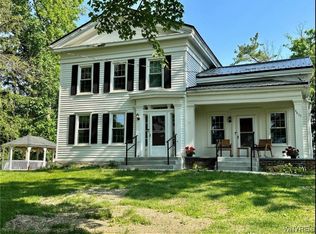4879 California Rd, Orchard Park, NY 14127