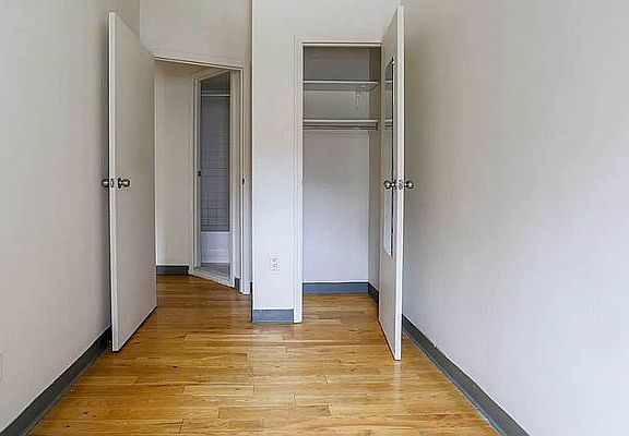 5th image of 322 E 14th St APT 3R