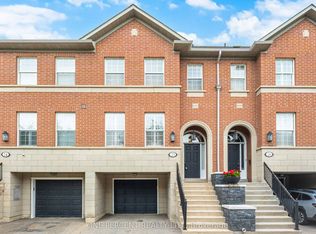 8038 Yonge St TOWNHOUSE 25, Vaughan, ON L4J1W3