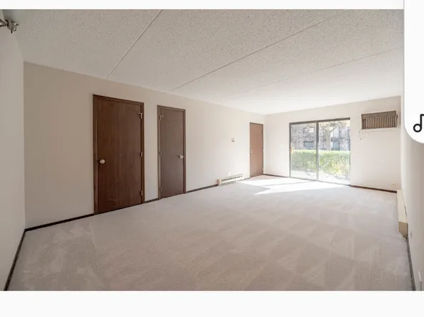 222 Klein Creek Ct APT A, Carol Stream, IL 60188