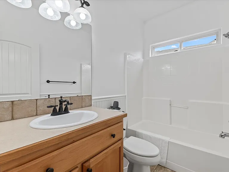 2544 W Teano Dr — Photo 7