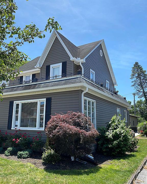 2nd image of 1106 E Main St