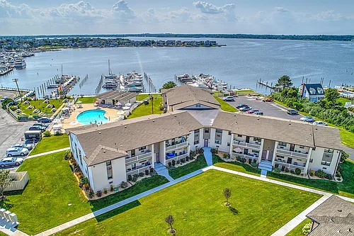 101 Wharfside Dr Photo 1